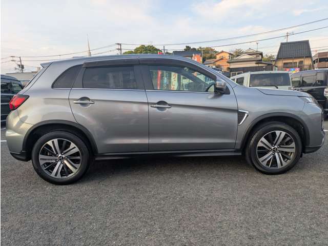 Mitsubishi RVR 8