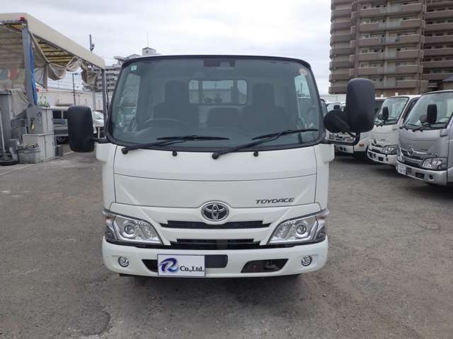 Toyota Toyoace 4