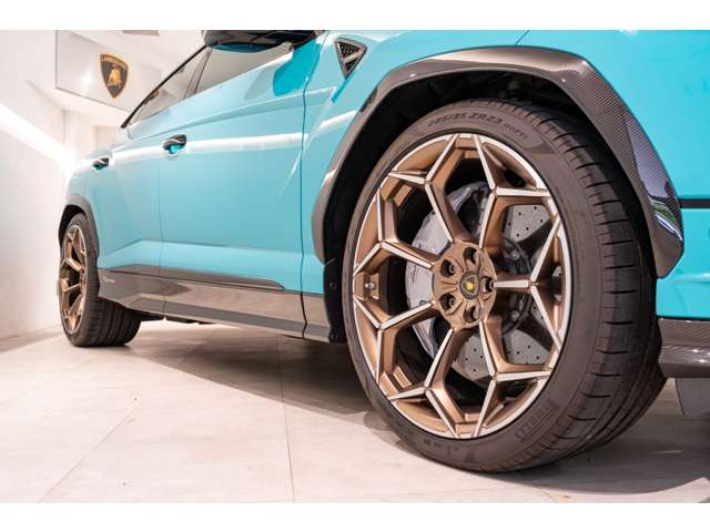 Lamborghini ウルス 12
