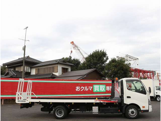 Hino Dutro 8