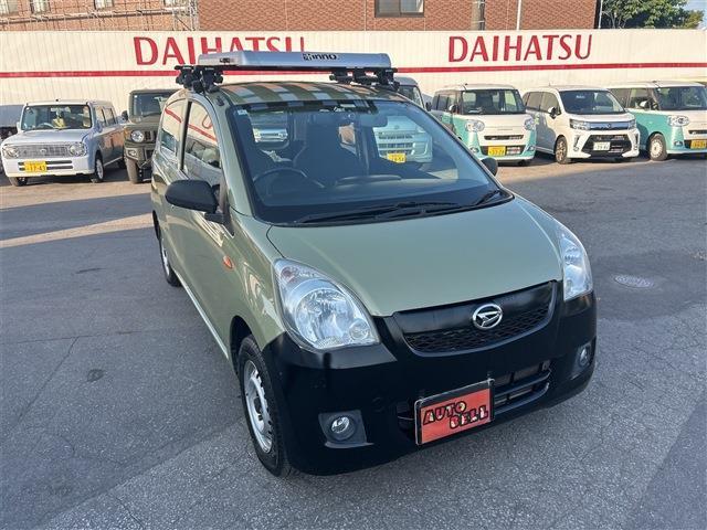 Daihatsu Mira 4
