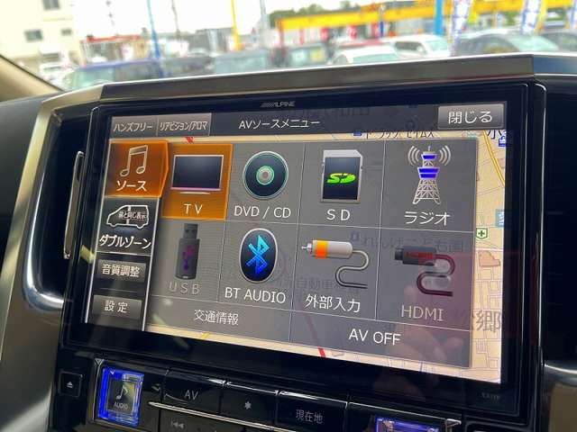 Toyota Vellfire 12