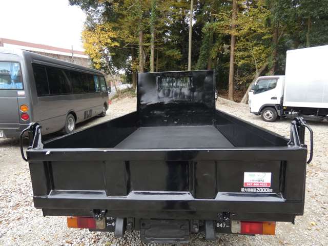 Hino Dutro 10