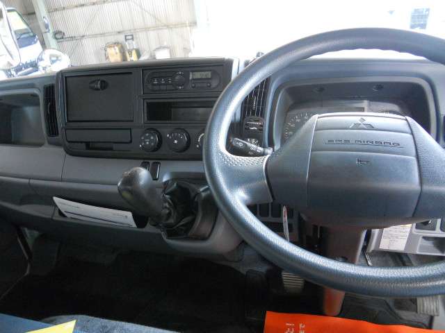Mitsubishi Fuso Canter 11