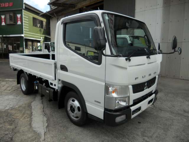 Mitsubishi Fuso Canter 2