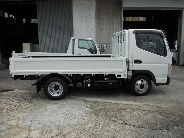 Mitsubishi Fuso Canter 5