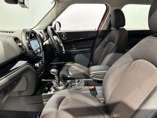 MINI Crossover 6