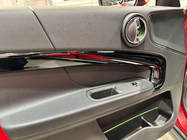 MINI Crossover 10