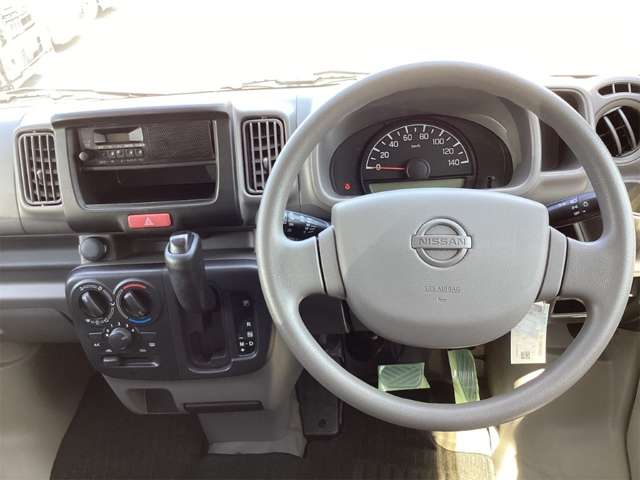 Nissan NV100 Clipper 2