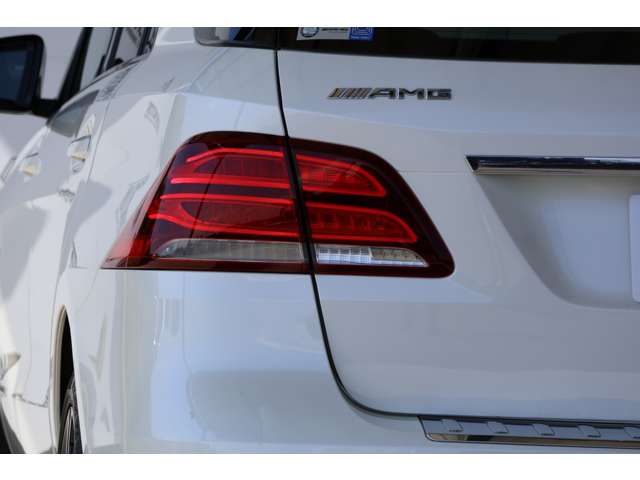 Mercedes-Benz GLE 8