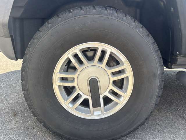Hummer H3 12