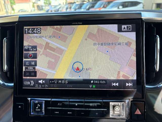 Toyota Alphard 3