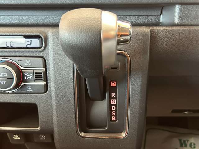 Daihatsu Atrai 5