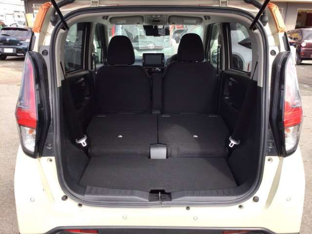 Mitsubishi eK X 9