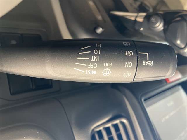 Suzuki Every 12