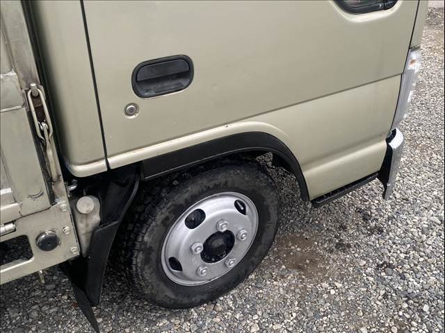 Isuzu Elf 5