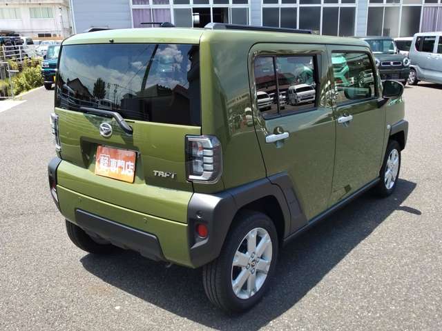 Daihatsu Taft 9