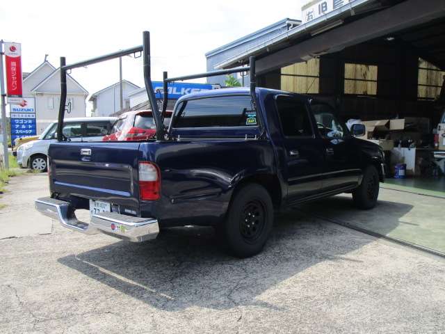 Toyota Hilux 5