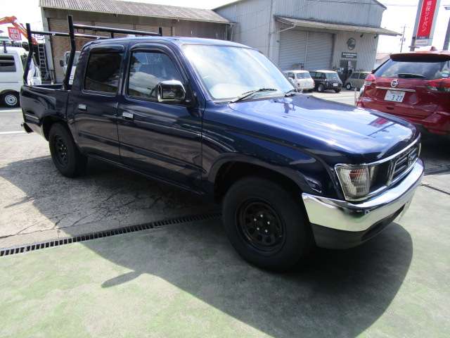 Toyota Hilux 6