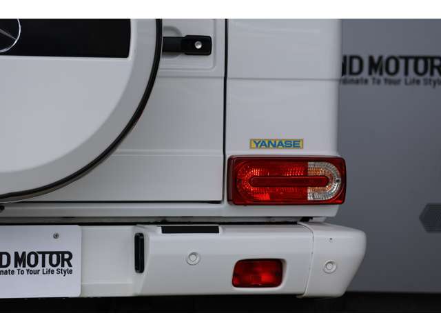 Mercedes-Benz G-Class 9