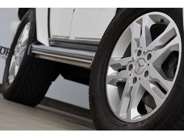Mercedes-Benz G-Class 10