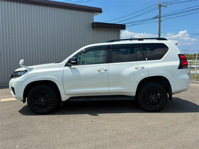 Toyota Land Cruiser Prado 9