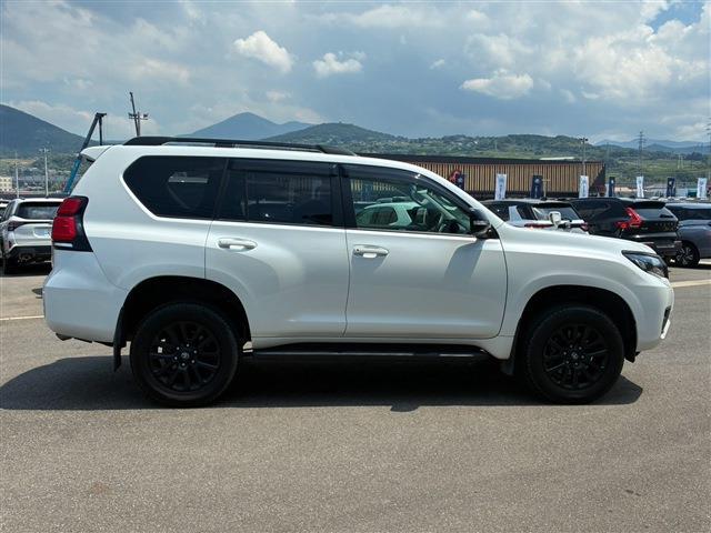 Toyota Land Cruiser Prado 10