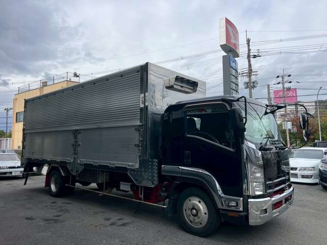 Isuzu Forward 5