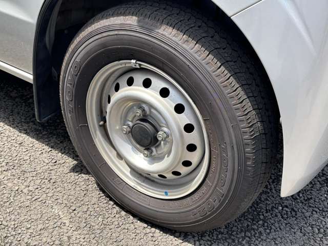 Nissan NV100 Clipper 12