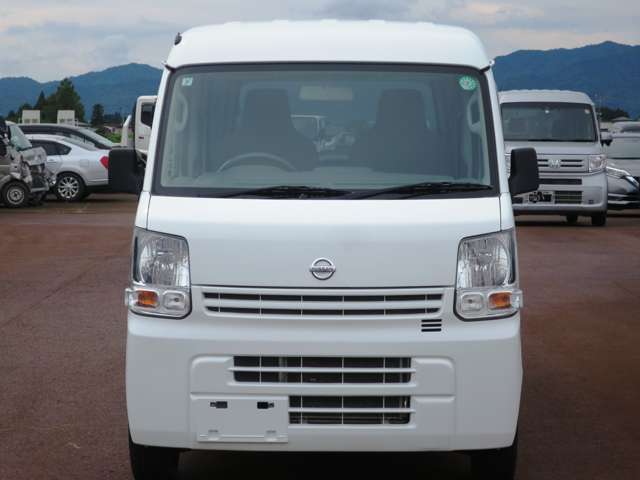 Nissan NV100 Clipper 2