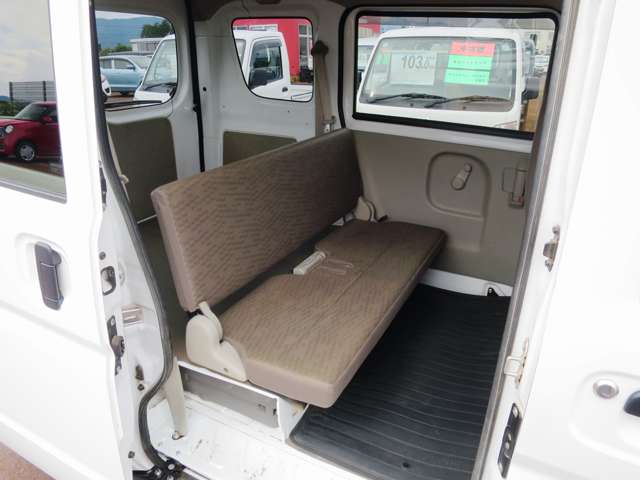 Nissan NV100 Clipper 9