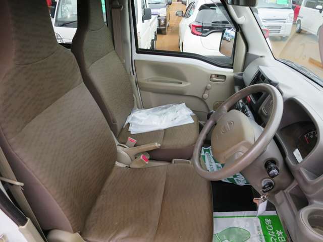 Nissan NV100 Clipper 10