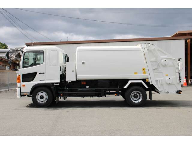 Hino Ranger 4