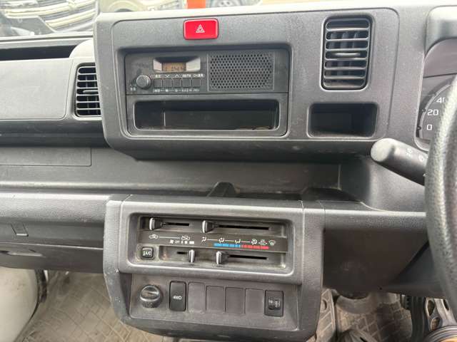 Toyota Pixis Truck 6