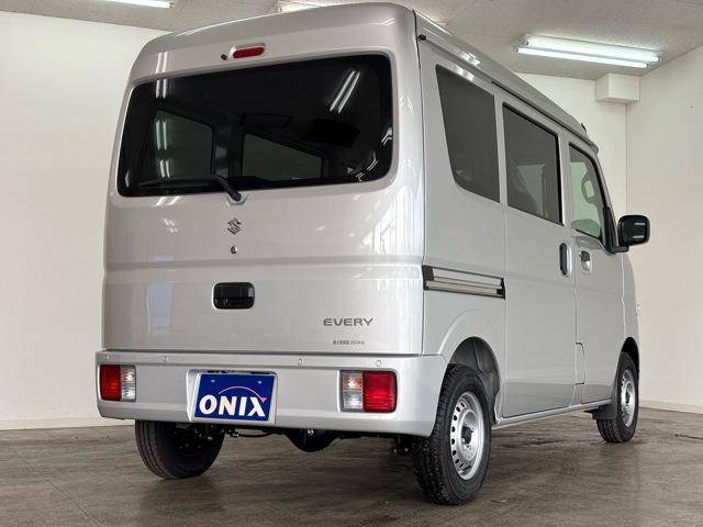 Suzuki Every 11