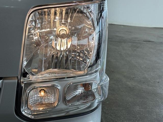 Suzuki Every 8