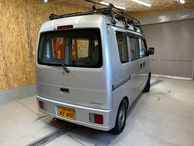 Suzuki Every 11