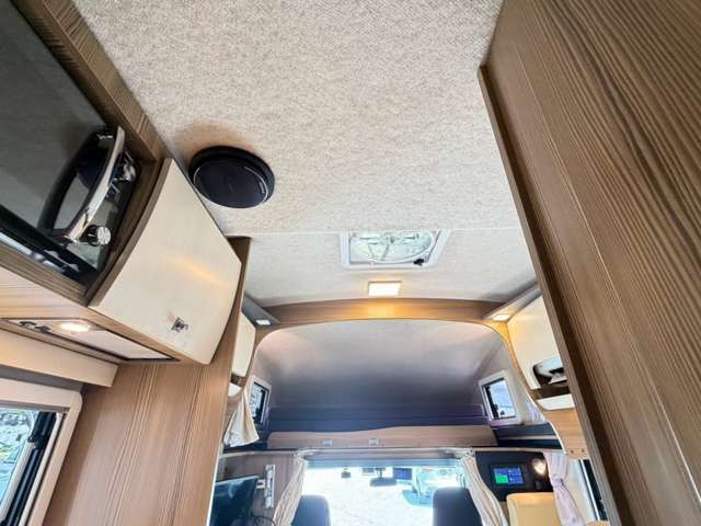 Toyota Camroad 11