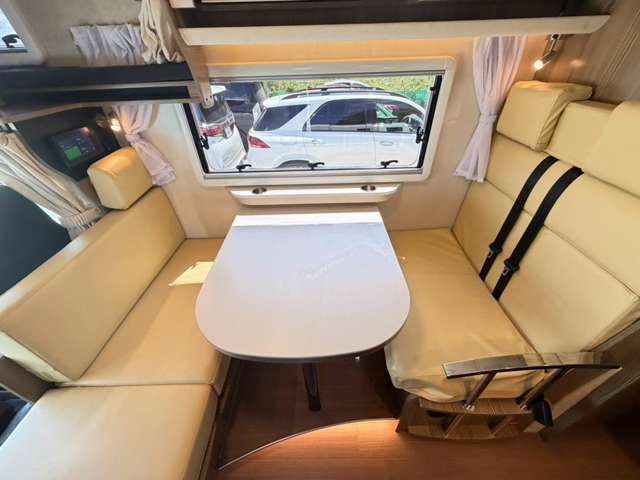 Toyota Camroad 4