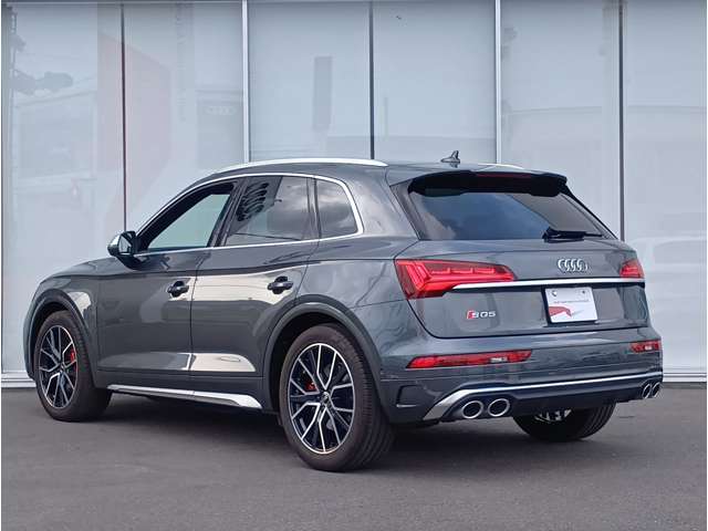 Audi SQ5 8