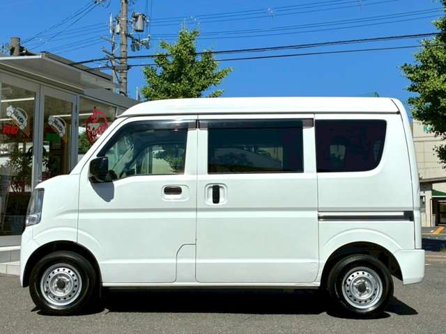 Nissan NV100 Clipper 10