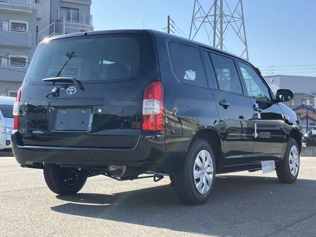Toyota Probox Van 11