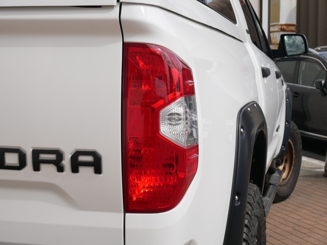 Toyota Tundra 10