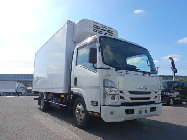 Isuzu Elf 3