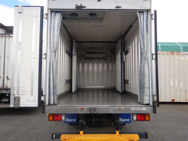 Isuzu Elf 9
