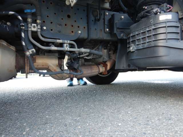 Isuzu Elf 10