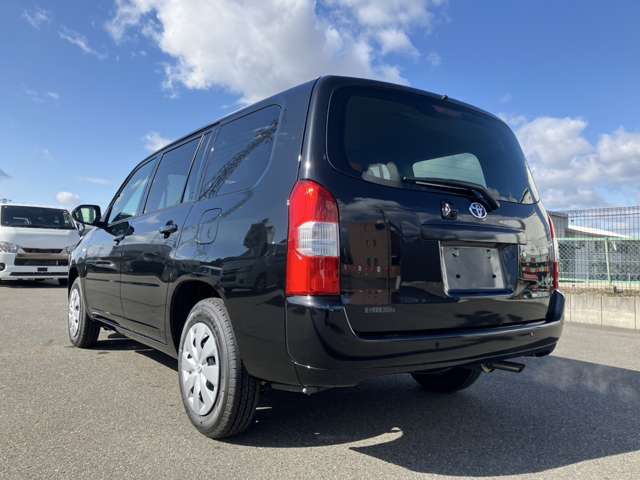 Toyota Probox Van 8