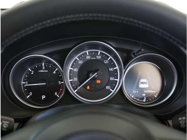 Mazda CX-8 10