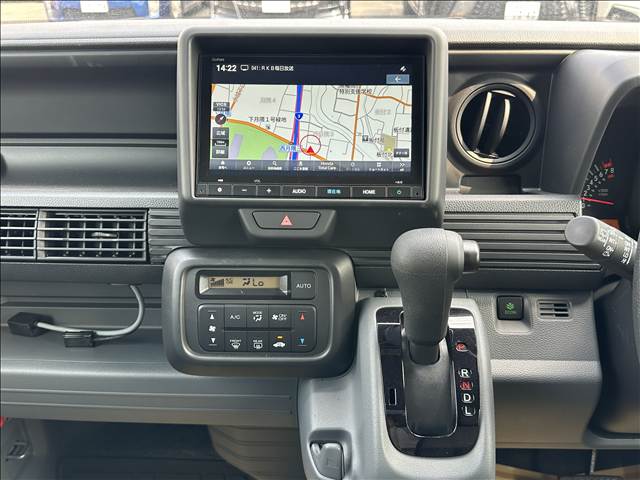 Honda N-VAN 10
