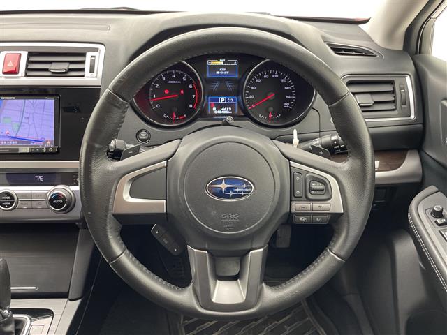 Subaru Legacy Outback 11